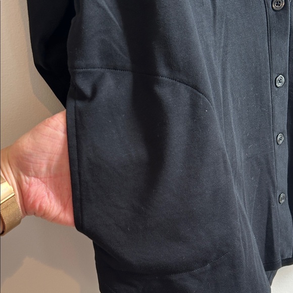 Isaac Mizrahi Black Button-Down Women's Cardigan - Picture 2 of 5